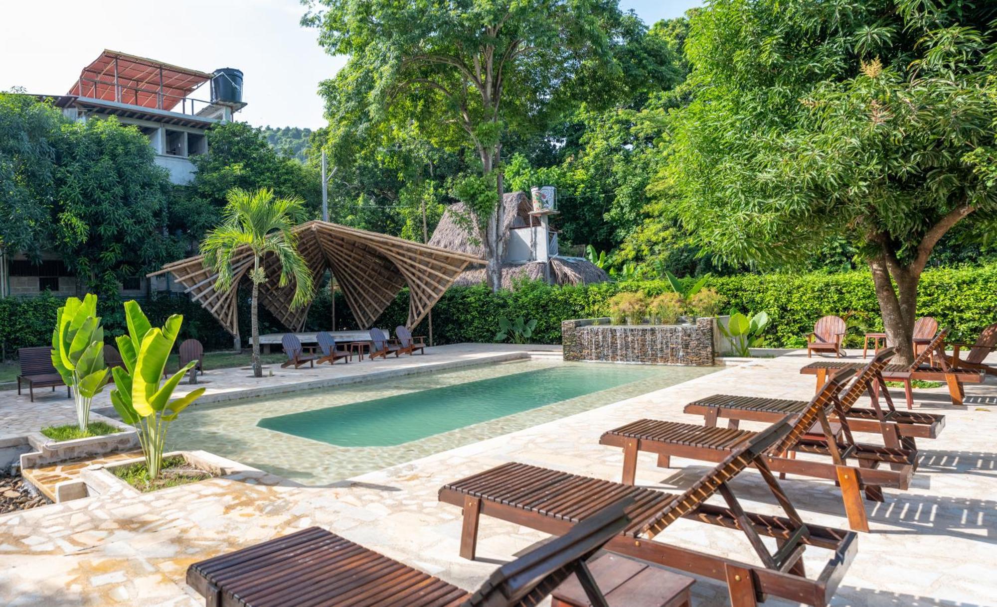 Hostal La Media Luna Palomino Εξωτερικό φωτογραφία
