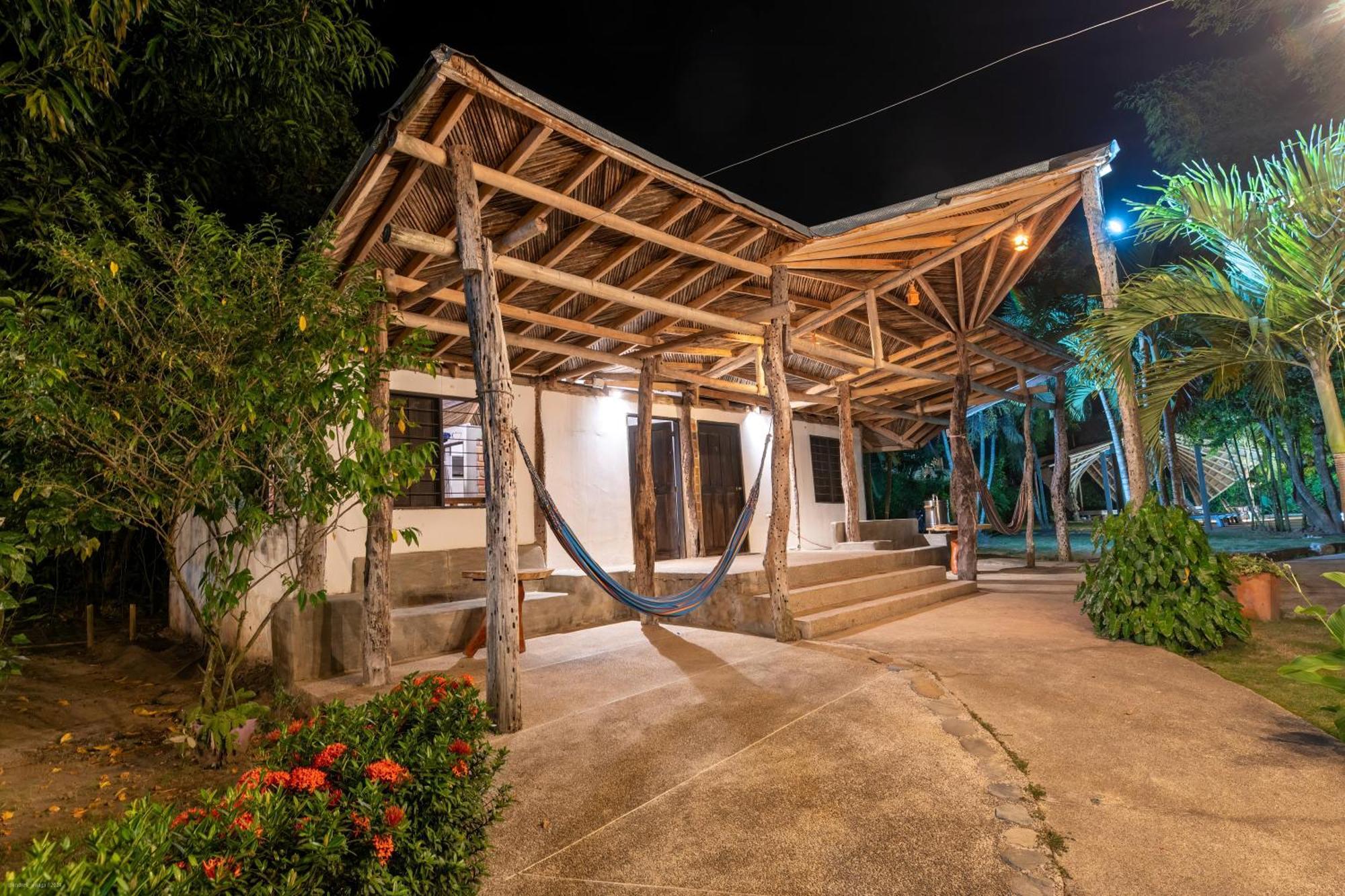Hostal La Media Luna Palomino Εξωτερικό φωτογραφία