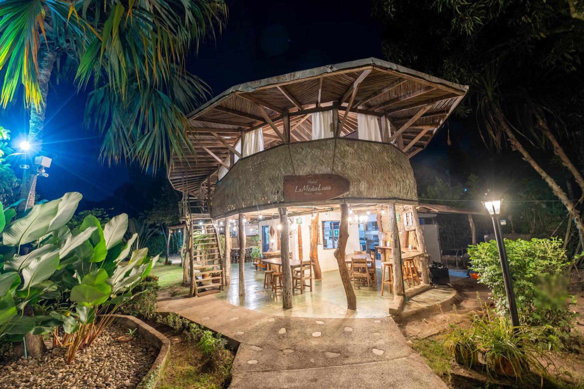 Hostal La Media Luna Palomino Εξωτερικό φωτογραφία