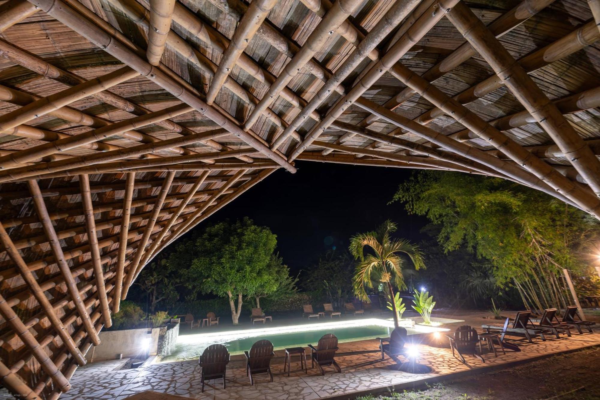 Hostal La Media Luna Palomino Εξωτερικό φωτογραφία