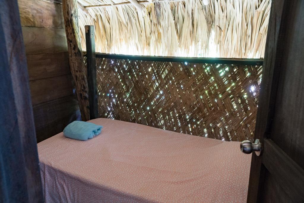 Hostal La Media Luna Palomino Εξωτερικό φωτογραφία