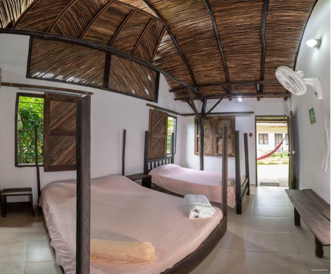 Hostal La Media Luna Palomino Εξωτερικό φωτογραφία