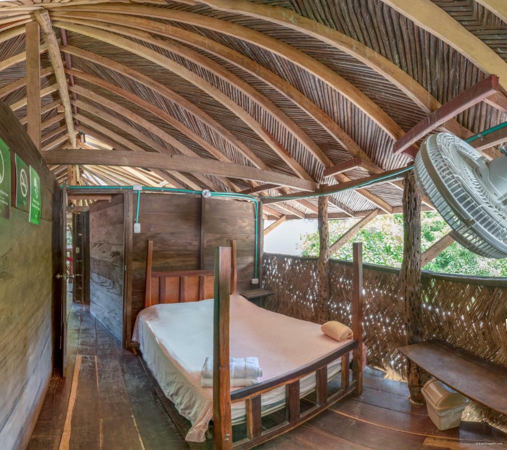 Hostal La Media Luna Palomino Εξωτερικό φωτογραφία