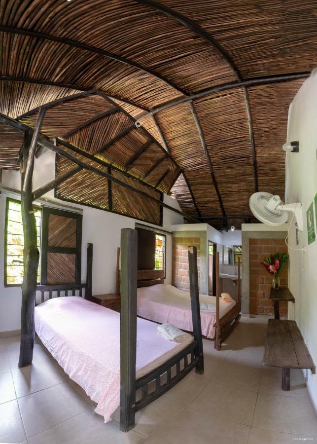 Hostal La Media Luna Palomino Εξωτερικό φωτογραφία
