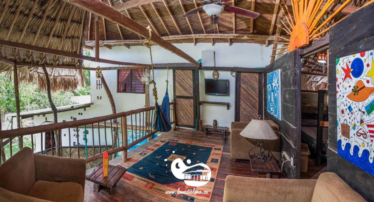 Hostal La Media Luna Palomino Δωμάτιο φωτογραφία